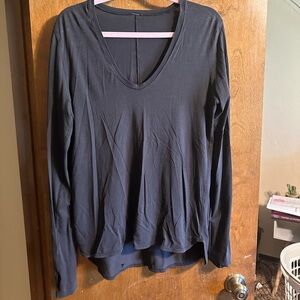 Lululemon long sleeve shirt